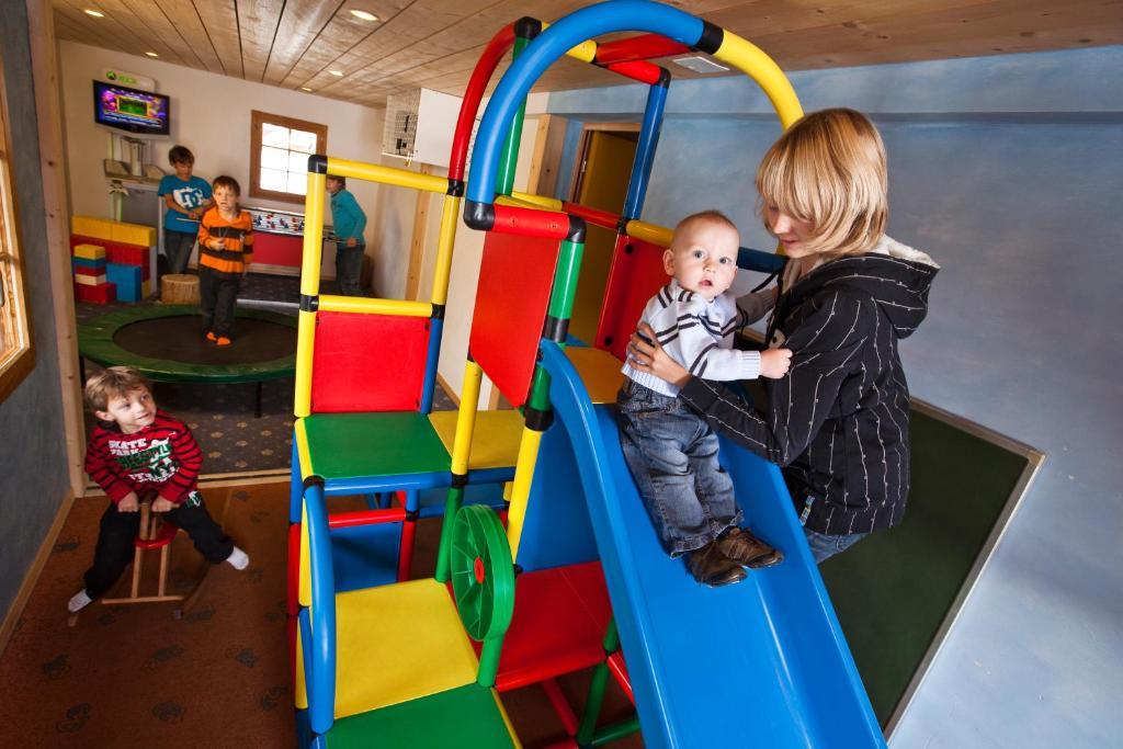 Familienhotel Alpina Breíl 외부 사진